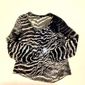 💜BOGO SALE💜 Tahari sheer top